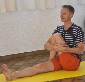 Pyramidal étirement - Cours Yoga Marseille 13005 Yvette Clouet Pyramidal étirement - Cours Yoga Marseille 13005 Yvette Clouet